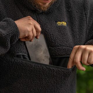 Avid Carp Sherpa Pullover - M