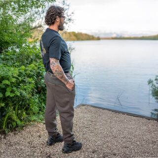 Avid Carp Compound Joggers Peat Brown