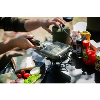 Trakker Armolife Marble Sandwich Toaster